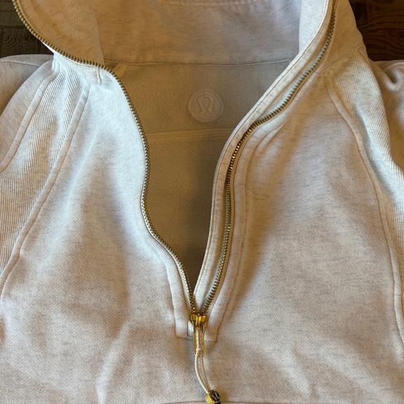 Lulu lemon Scuba cream pullover - Picture 13 of 16